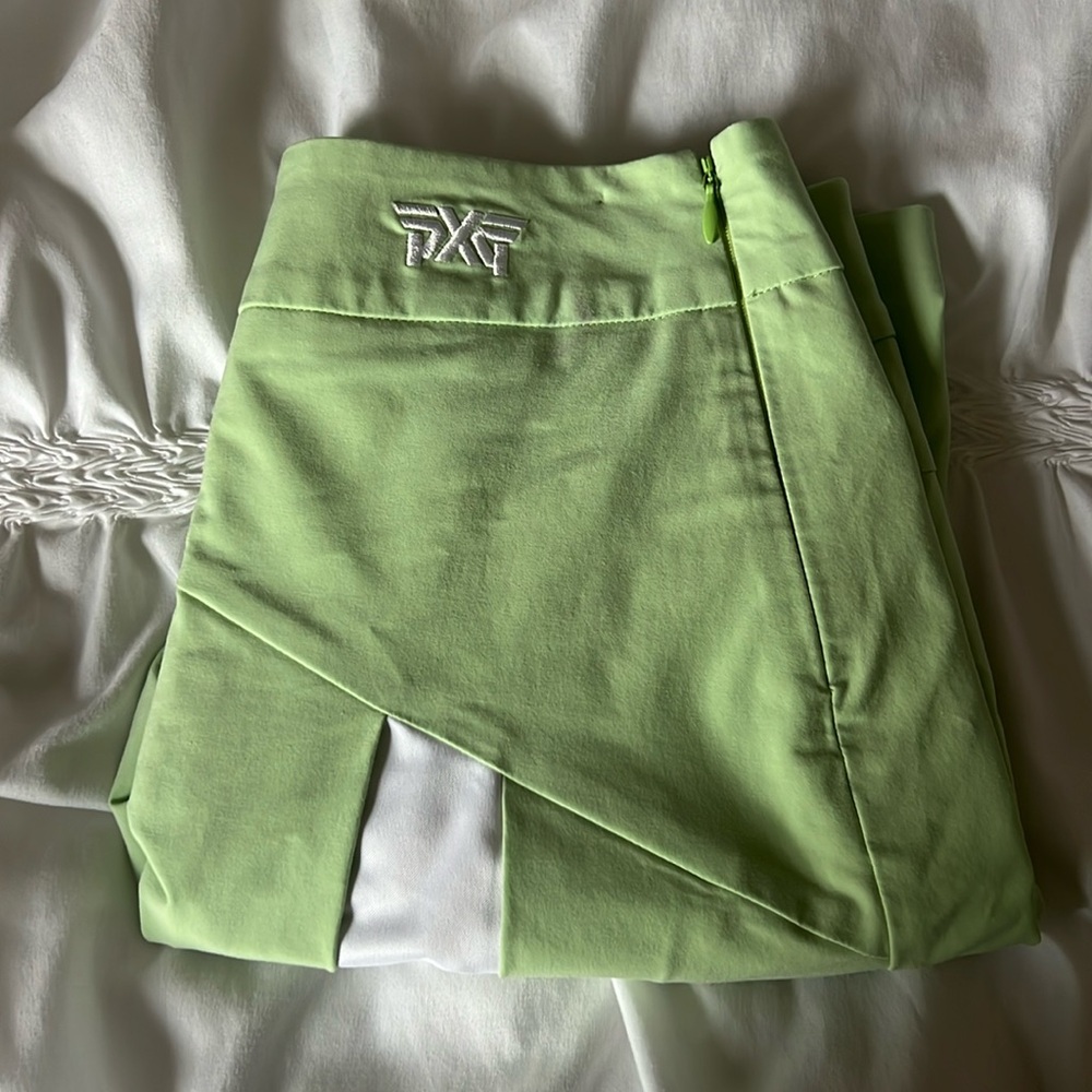 Used PXG Women's Golf Logo Green and White Size XS Skirt Skort